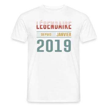 Légendaire Depuis Janvier 2019 Anniversaire - T-shirt homme - blanc - Devant - AI Model Male 178 dark (178cm)