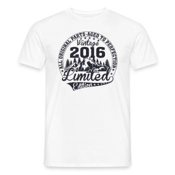 Born 2016 Vintage Retro Anniversary - Men's T-Shirt - white - Front - AI Model Male 178 dark (178cm)