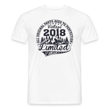 Born 2018 Vintage Retro Anniversary - Men's T-Shirt - white - Front - AI Model Male 178 dark (178cm)
