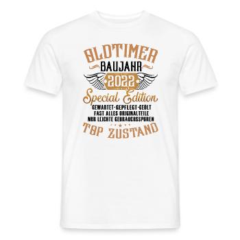 Oldtimer im Ruhestand 2022 Rentner Oldtimer - Männer T-Shirt - Weiß - Vorne - AI Model Male 178 dark (178cm)