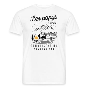 Les Papys Cool Conduisent Un Camping-car - T-shirt homme - blanc - Devant - AI Model Male 178 dark (178cm)