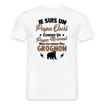 Je Suis Un Papa Ours Comme Un Papa Normal - T-shirt homme - blanc - Devant - AI Model Male 178 dark (178cm)