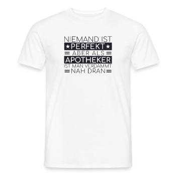 "Apotheker Perfekt | Apotheke" - Männer T-Shirt - Weiß - Vorne - AI Model Male 178 dark (178cm)