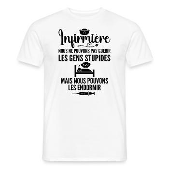 Infirmière Humour - Cadeau Infirmière - T-shirt homme - blanc - Devant - AI Model Male 178 dark (178cm)
