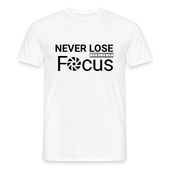 Never Lose Focus Photographer Camera Lense - Men's T-Shirt - white - Front - AI Model Male 178 dark (178cm)