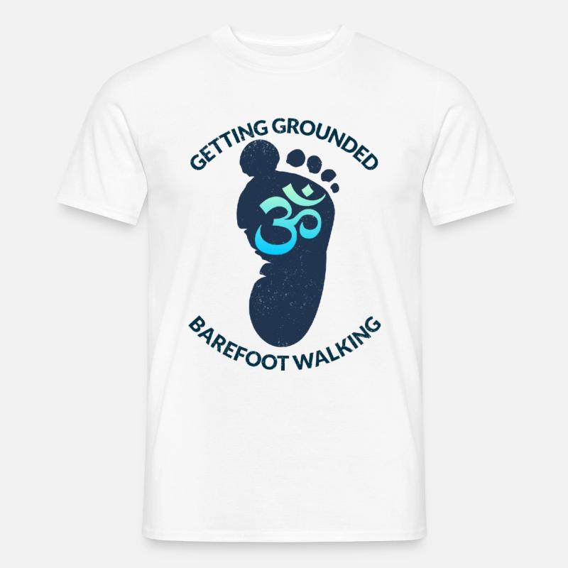 Barfuß-Walking-Design mit einem Aum-Schild. - Männer T-Shirt - Weiß