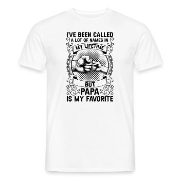 Papa Vater Sohn Geschenkidee Called A Lot Of Names - Männer T-Shirt - Weiß - Vorne - AI Model Male 178 dark (178cm)