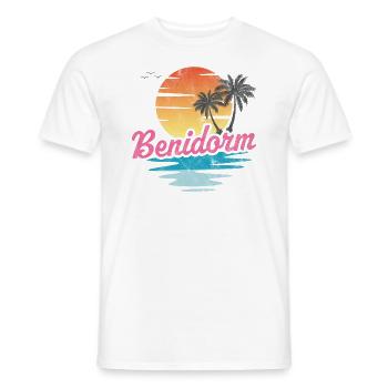 Der Strand von Benidorm - Männer T-Shirt - Weiß - Vorne - AI Model Male 178 dark (178cm)