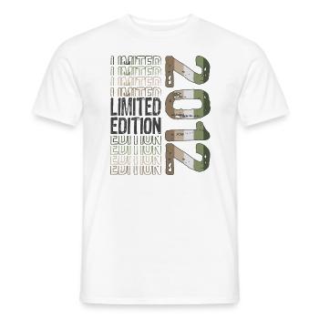 Limited Edition seit 2012 Geburtstag Vintage 2012 - Männer T-Shirt - Weiß - Vorne - AI Model Male 178 dark (178cm)