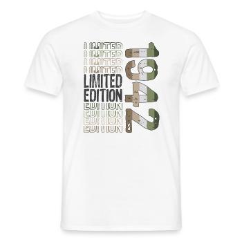Limited Edition seit 1942 Geburtstag Vintage 1942 - Männer T-Shirt - Weiß - Vorne - AI Model Male 178 dark (178cm)