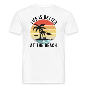 Das Leben ist besser am Strand - Retro Sonnenuntergang - Männer T-Shirt - Weiß - Vorne - AI Model Male 178 dark (178cm)