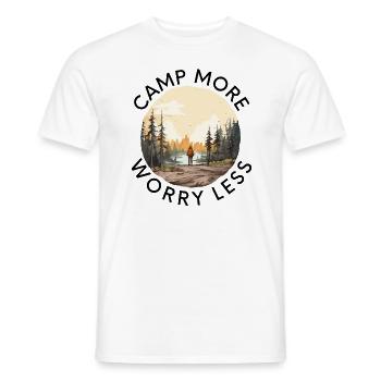 Campen Sie mehr Sorgen weniger - Männer T-Shirt - Weiß - Vorne - AI Model Male 178 dark (178cm)