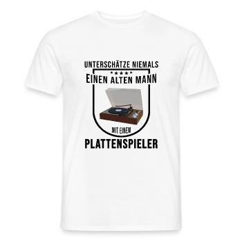 Unterschätze niemals alten Mann Plattenspieler - Männer T-Shirt - Weiß - Vorne - AI Model Male 178 dark (178cm)
