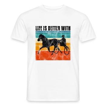 Life is better with Harness Racing Trabrennen Trab - Männer T-Shirt - Weiß - Vorne - AI Model Male 178 dark (178cm)