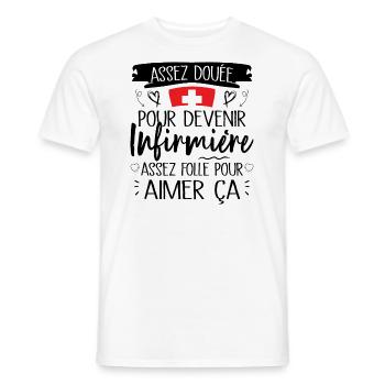 Assez douée pour devenir infirmière cadeau - T-shirt homme - blanc - Devant - AI Model Male 178 dark (178cm)