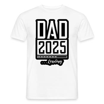 Dad 2025 Loading Papa - Männer T-Shirt - Weiß - Vorne - AI Model Male 178 dark (178cm)