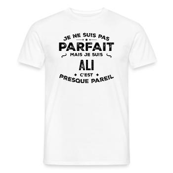 Ali – ein lustiger und stolzer Vorname, Legende - Männer T-Shirt - Weiß - Vorne - AI Model Male 178 dark (178cm)