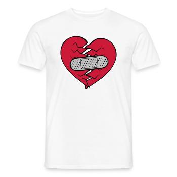 Pflaster Herz gebrochen - Männer T-Shirt - Weiß - Vorne - AI Model Male 178 dark (178cm)