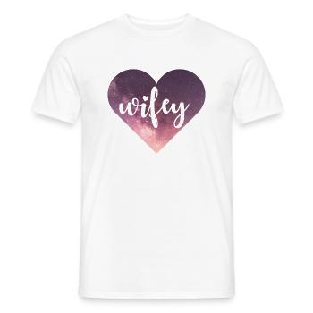 Wifey Galaxy Herz - Männer T-Shirt - Weiß - Vorne - AI Model Male 178 dark (178cm)