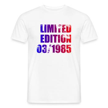 40e anniversaire Edition limitée 03/1985 - T-shirt homme - blanc - Devant - AI Model Male 178 dark (178cm)