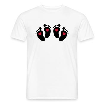 Twins Heart Feet - Zwillinge Herz Füße - Männer T-Shirt - Weiß - Vorne - AI Model Male 178 dark (178cm)