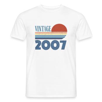 Jahrgang 2007 - Männer T-Shirt - Weiß - Vorne - AI Model Male 178 dark (178cm)
