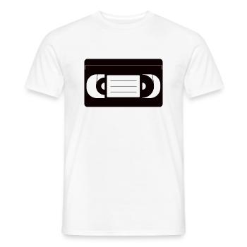 VHS Videokassette - Männer T-Shirt - Weiß - Vorne - AI Model Male 178 dark (178cm)