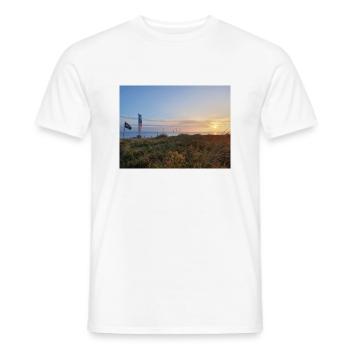 Sunset - Männer T-Shirt - Weiß - Vorne - AI Model Male 178 dark (178cm)