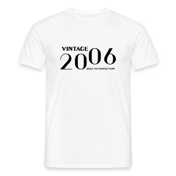 Vintage 2006 aged to perfection - Men's T-Shirt - white - Front - AI Model Male 178 dark (178cm)