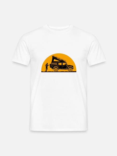 UK Offroad Retro als Silhouette vor der Sonne - Männer T-Shirt - Weiß