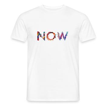 NOW – Lebendiges Farbdesign fürs Hier & Jetzt - Männer T-Shirt - Weiß - Vorne - AI Model Male 178 dark (178cm)