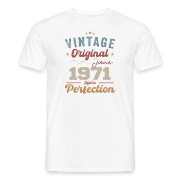 June 1971 Aged to Perfection June 1971 vintage - Männer T-Shirt - Weiß - Vorne - AI Model Male 178 dark (178cm)
