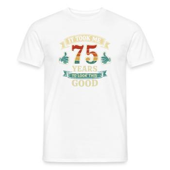 75 Jahre, um so schön zu sein – Jubiläumshumor - Männer T-Shirt - Weiß - Vorne - AI Model Male 178 dark (178cm)