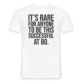 80 ans performant cadeau 80e anniversaire ans - T-shirt homme - blanc - Devant - AI Model Male 178 dark (178cm)