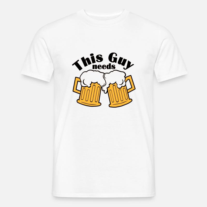 This guy needs a beer - Männer T-Shirt - Weiß