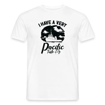 Schlepper Segeln Pacific Sea Breeze Watercraft - Männer T-Shirt - Weiß - Vorne - AI Model Male 178 dark (178cm)
