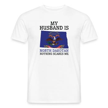 Rien ne me fait peur Mari du Dakota du Nord - T-shirt homme - blanc - Devant - AI Model Male 178 dark (178cm)