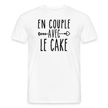 En Couple avec Cake, cadeau Fans de Cake - T-shirt homme - blanc - Devant - AI Model Male 178 dark (178cm)