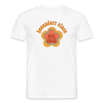 Legendär seit Juli 1977 Geburtstag Retro - Männer T-Shirt - Weiß - Vorne - AI Model Male 178 dark (178cm)