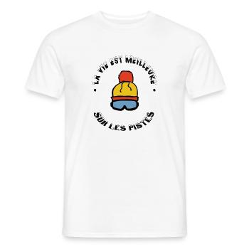 la vie est meilleure sur les pistes - T-shirt homme - blanc - Devant - AI Model Male 178 dark (178cm)