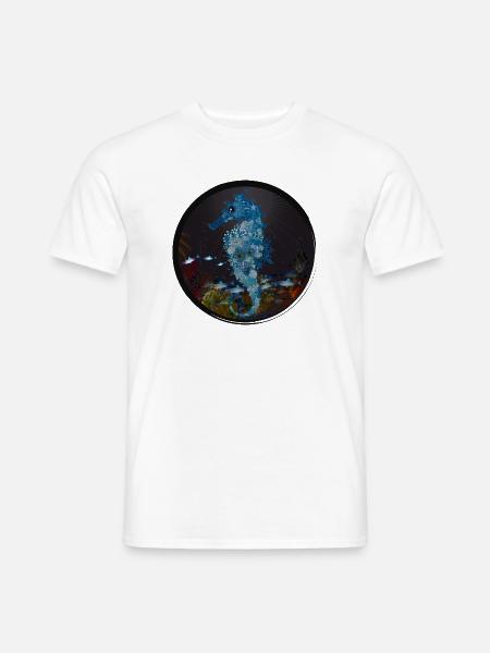 blaues Seepferdchen in der Unterwasserwelt - Männer T-Shirt - Weiß