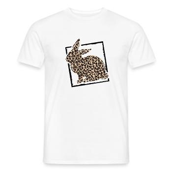 Hase gut getarnt im Leopardenlook - Männer T-Shirt - Weiß - Vorne - AI Model Male 178 dark (178cm)