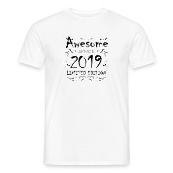 2019 - Millésime 2019 - Fantastique depuis 2019 - T-shirt homme - blanc - Devant - AI Model Male 178 dark (178cm)