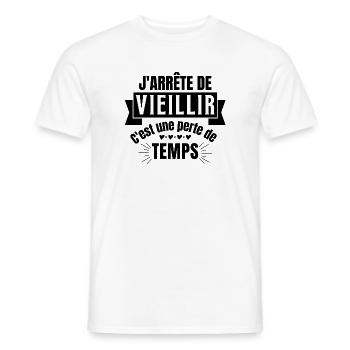 retraite, sénior, personne âgée - T-shirt homme - blanc - Devant - AI Model Male 178 dark (178cm)