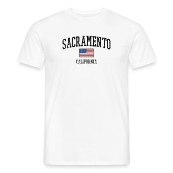 Graphisme Sacramento, Californie USA, avec drapeau - T-shirt homme - blanc - Devant - AI Model Male 178 dark (178cm)