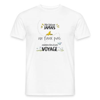 Ne laisse jamais un faux pas... - T-shirt homme - blanc - Devant - AI Model Male 178 dark (178cm)
