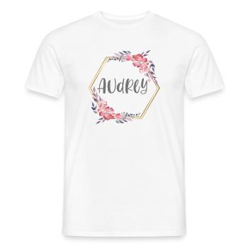 Audrey Mädchen Name Baby Geschenk - Männer T-Shirt - Weiß - Vorne - AI Model Male 178 dark (178cm)