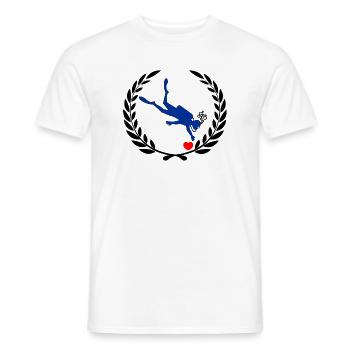 Taucher findet Herz - Männer T-Shirt - Weiß - Vorne - AI Model Male 178 dark (178cm)