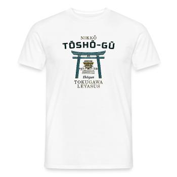 Nikko, Schrein Tosho-gu, Ehrung 1. Shogun, Japan - Männer T-Shirt - Weiß - Vorne - AI Model Male 178 dark (178cm)