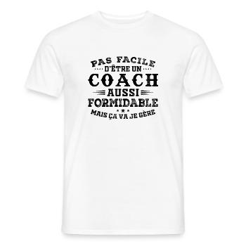 Tolles Geschenk für Amazing Coach - Männer T-Shirt - Weiß - Vorne - AI Model Male 178 dark (178cm)
